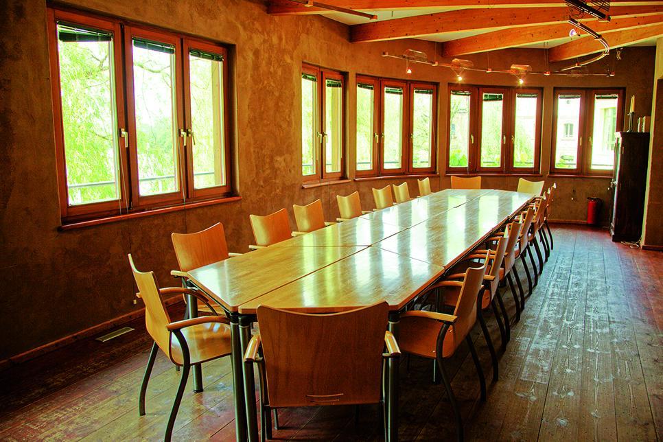 Seminar- Und Gaestehaus Flussbad Gartenstrasse Берлин Екстериор снимка